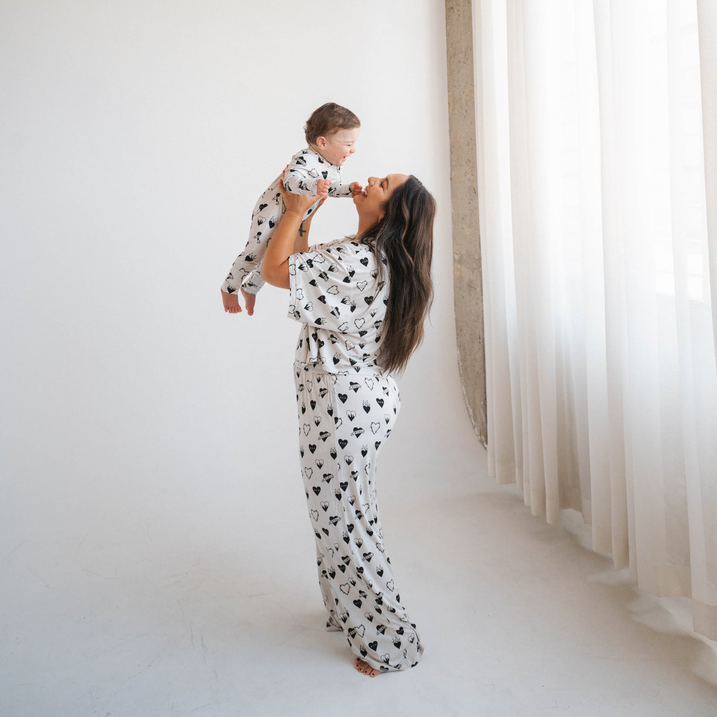 Tattoo Heart Heather Grey | Women's Cropped Boxy Top