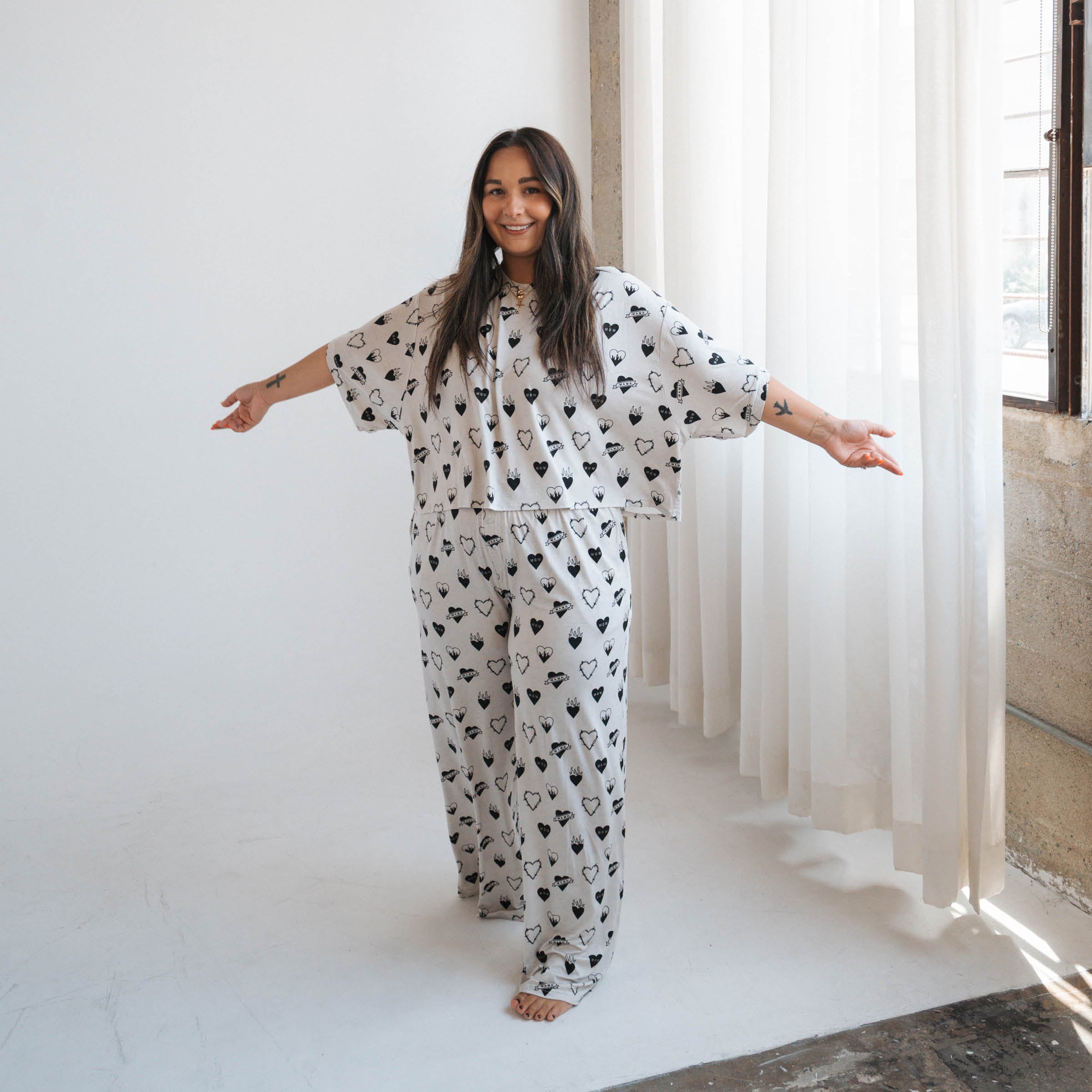 Tattoo Heart Heather Grey | Women's Cropped Boxy Top