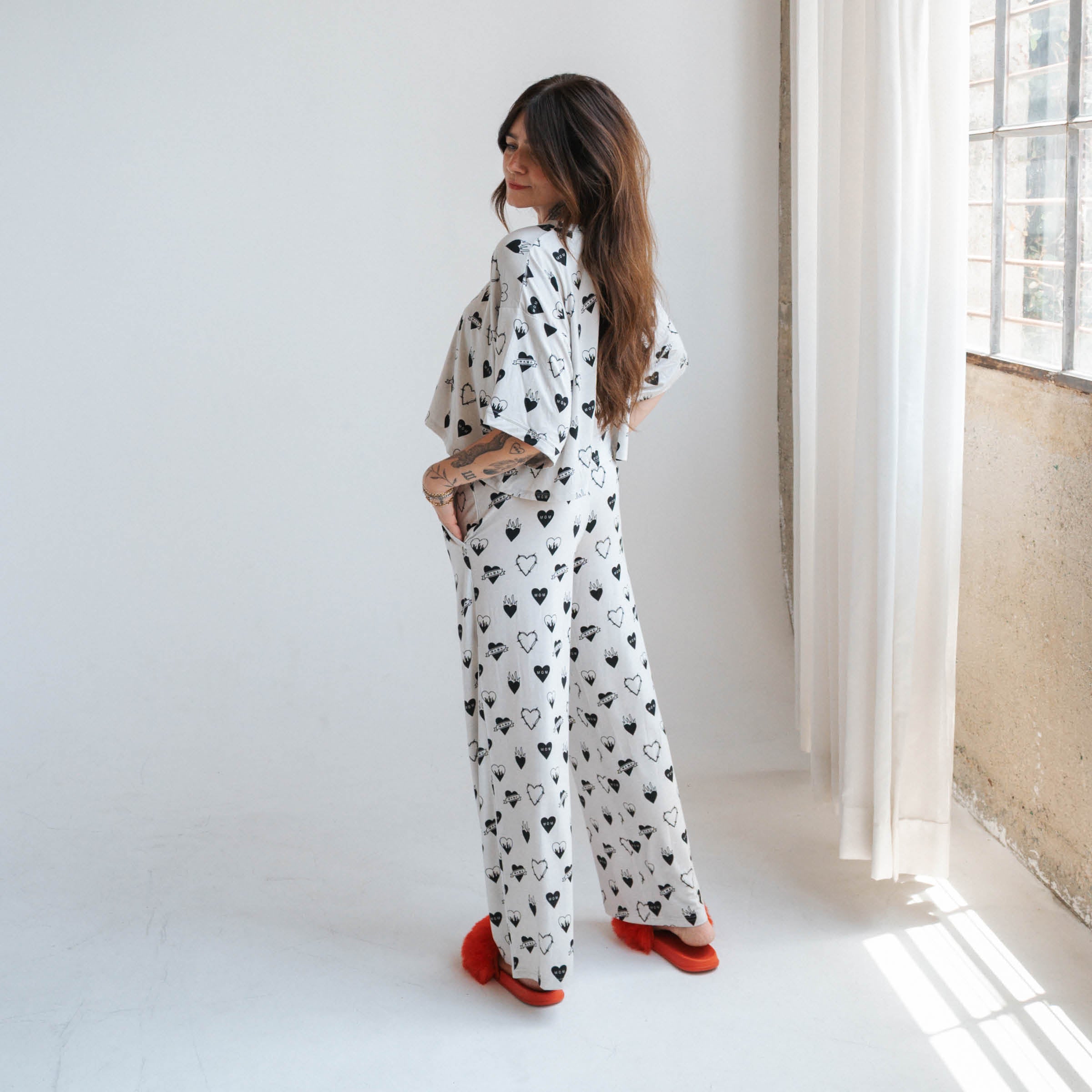 Tattoo Heart Heather Grey | Women's Cropped Boxy Top