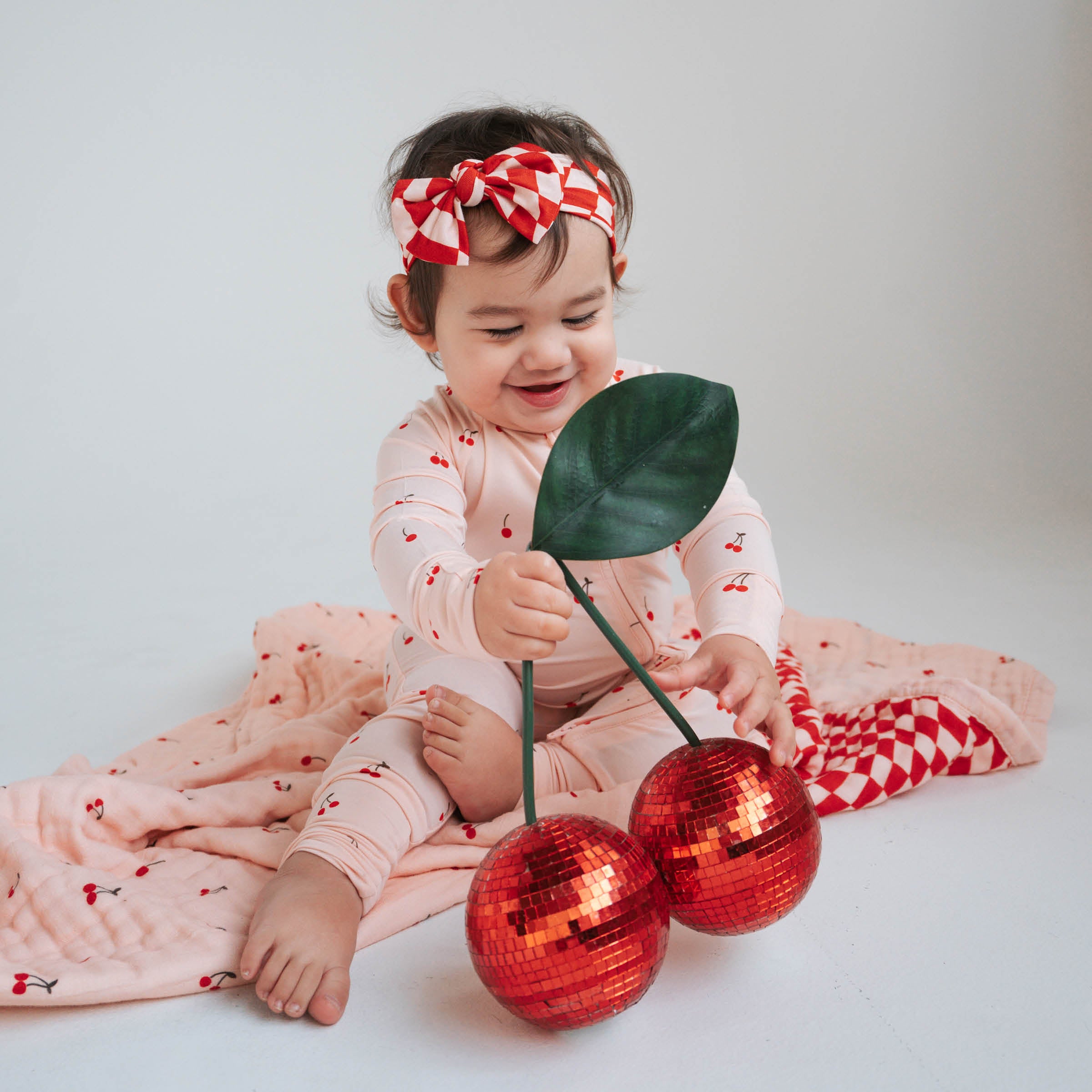 Cherry | Reversible Muslin Quilt