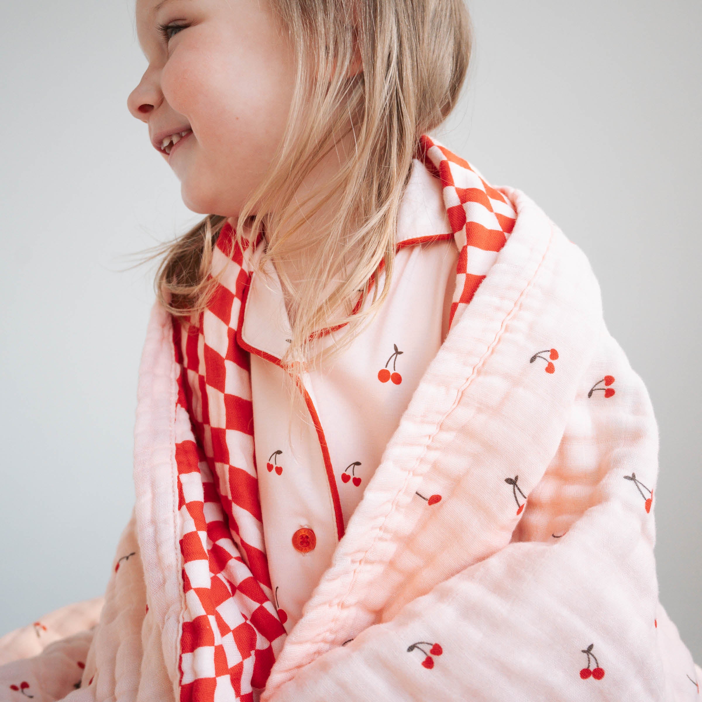 Cherry | Reversible Muslin Quilt