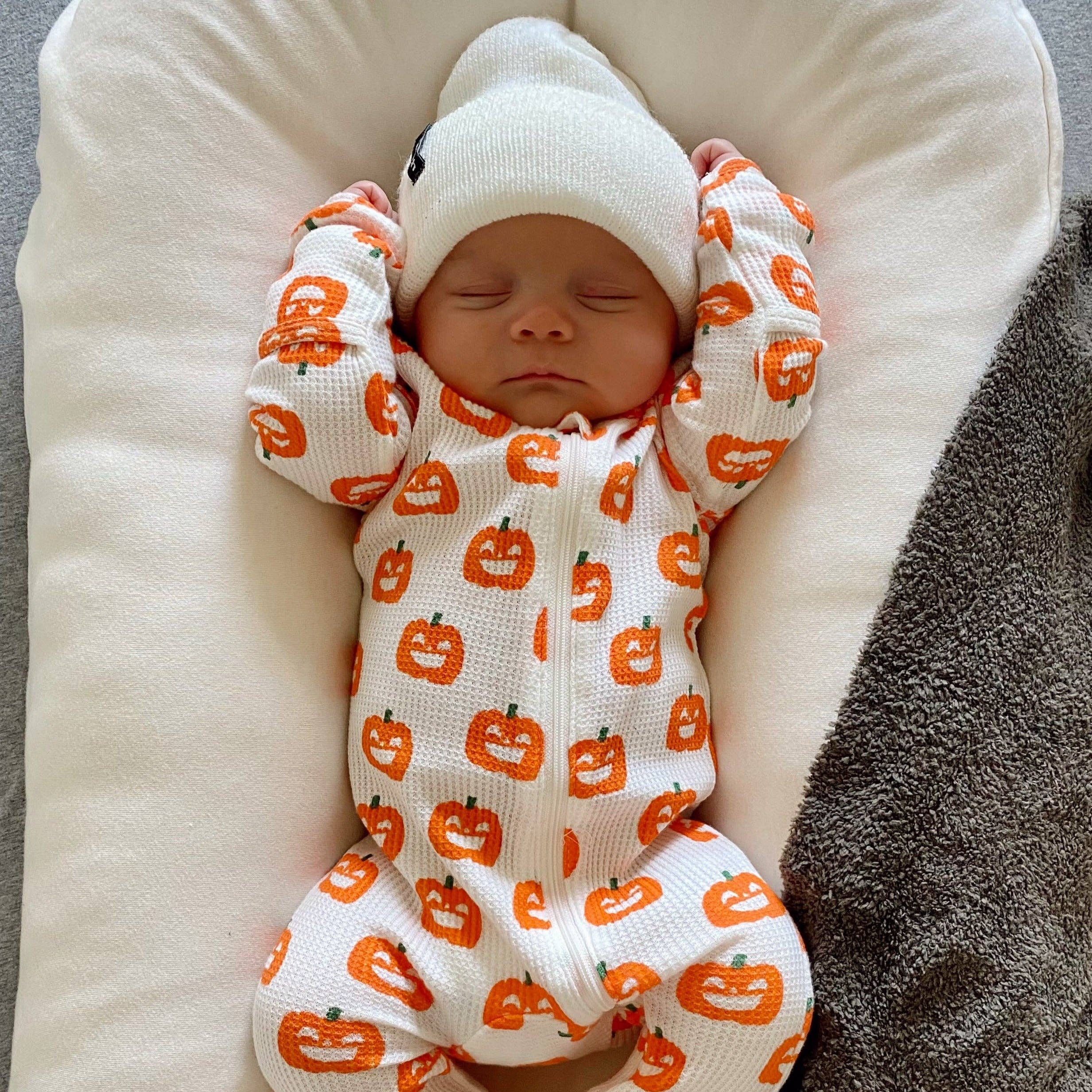 SpearmintLOVE - Organic Waffle Basic Zip Footie, Jack-O-Lantern