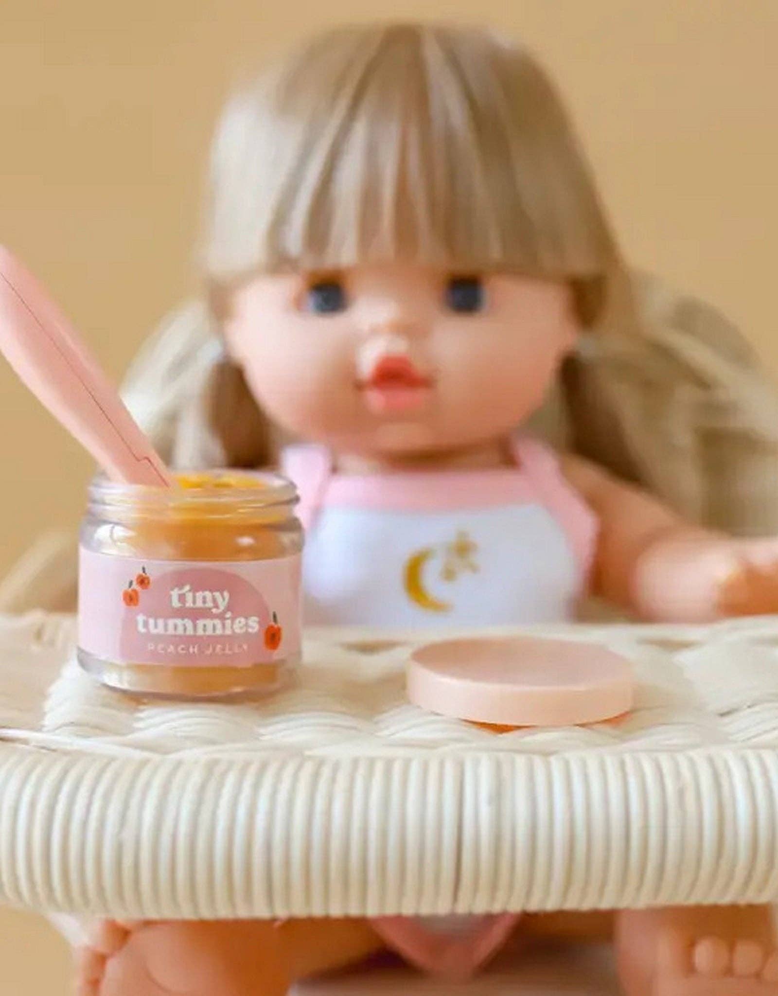 Tiny Tummies - Chocolate pudding - Jar and spoon - Tiny Harlow