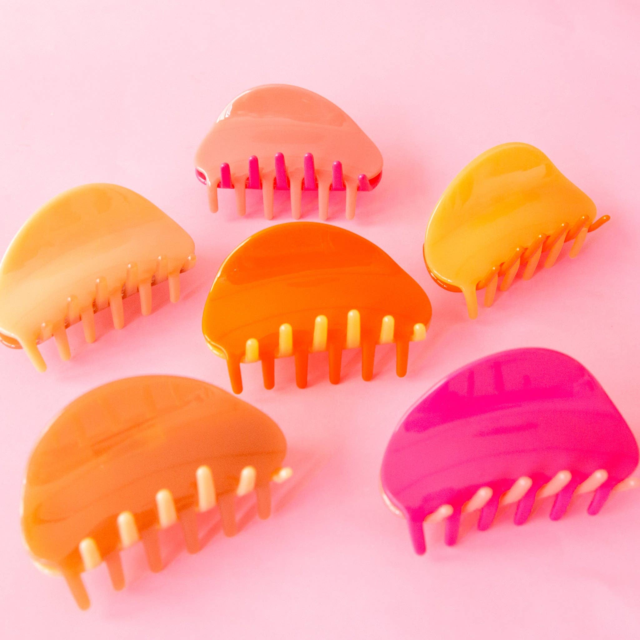 Sunshine Studios - Two-Tone Hair Claw | Dragon Fruit