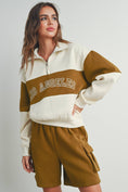 Load image into Gallery viewer, BUTTERMELON - COLOR BLOCKED LOS ANGELES EMBROIDERED SWEATSHIRTS - BMT7261: IVORY / OLIVE / S
