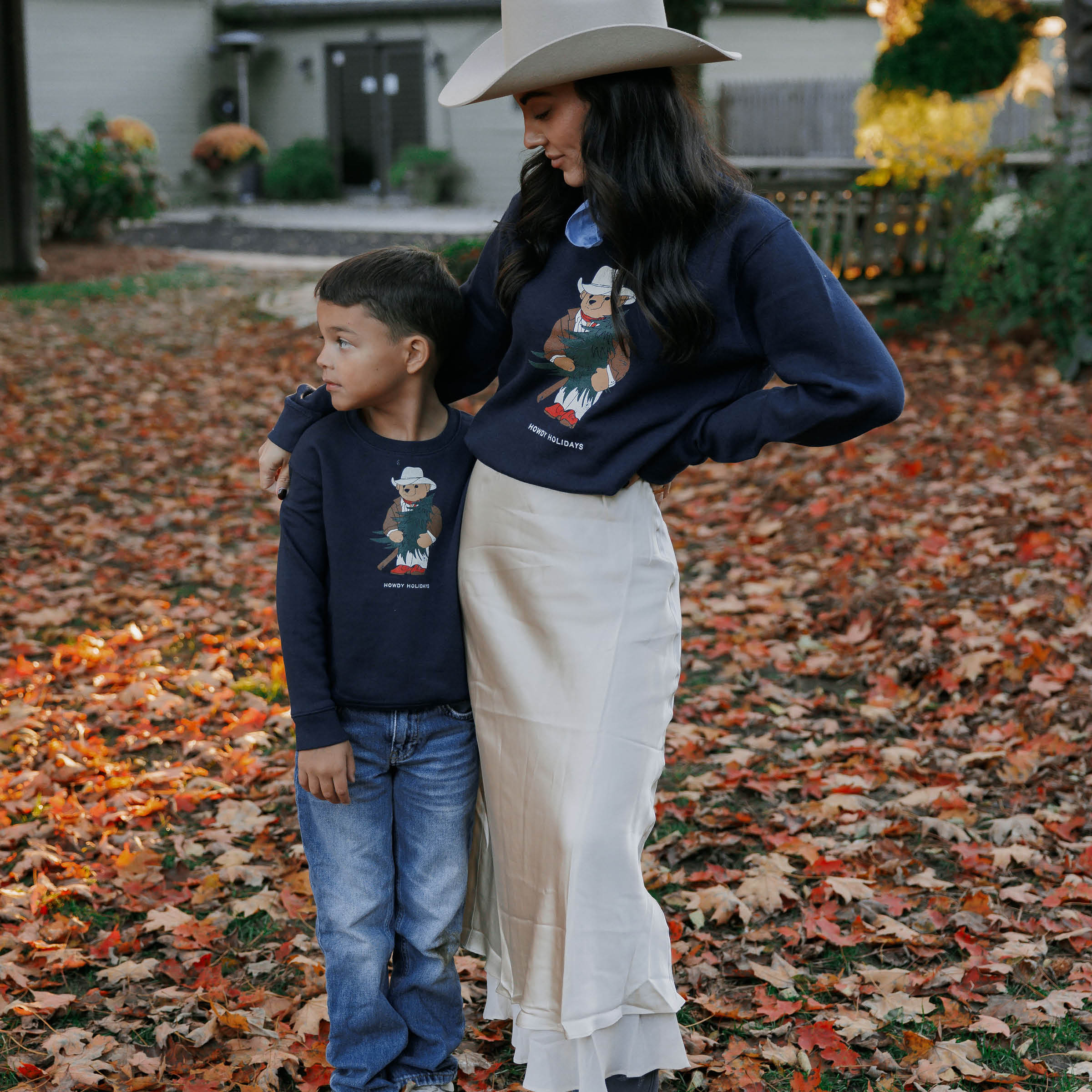 Howdy Bear | Youth Pullover