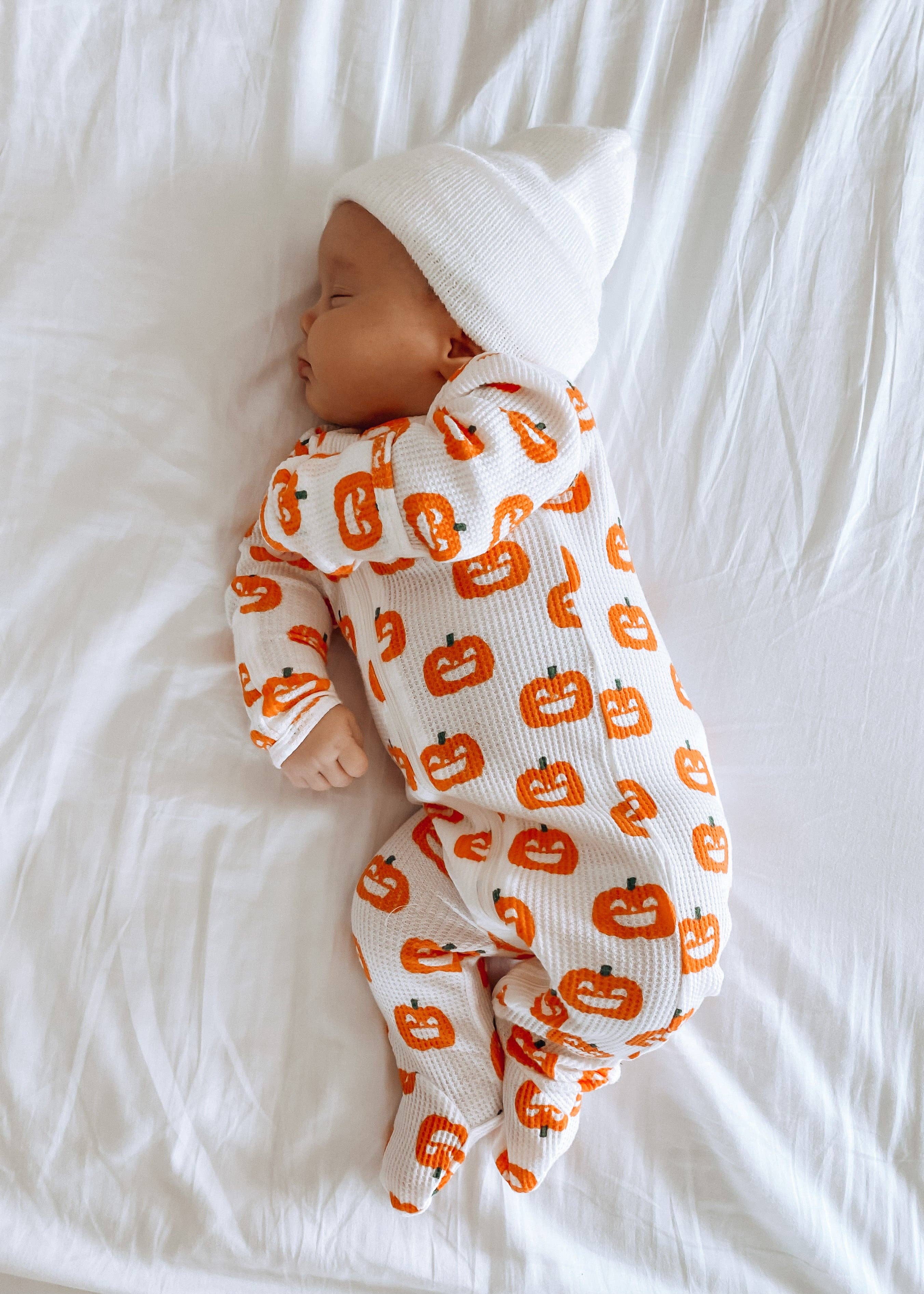 SpearmintLOVE - Organic Waffle Basic Zip Footie, Jack-O-Lantern