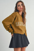 Load image into Gallery viewer, BUTTERMELON - FRENCH TERRY FLEECE WITH EMBROIDERED SWEATSHIRT - BMT7260: IVORY / M
