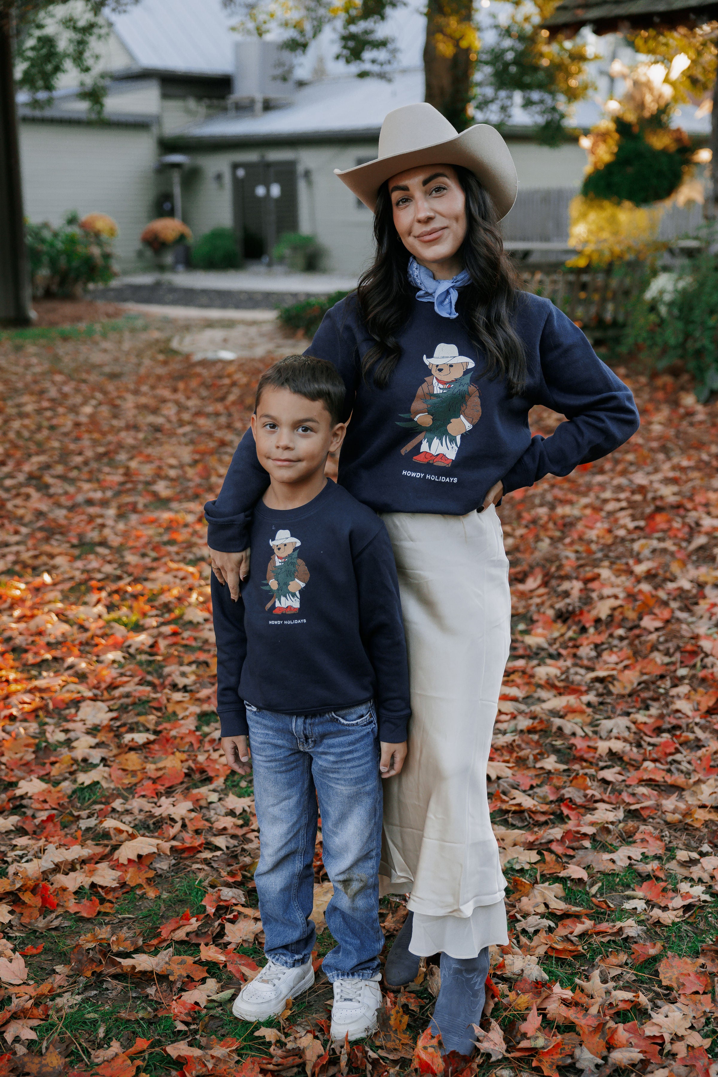 Howdy Bear | Adult Pullover