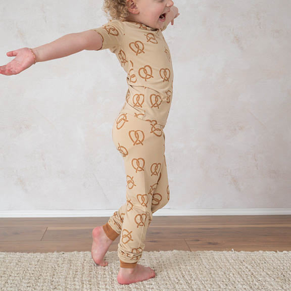 Pretzel |  Bamboo Two Piece Set