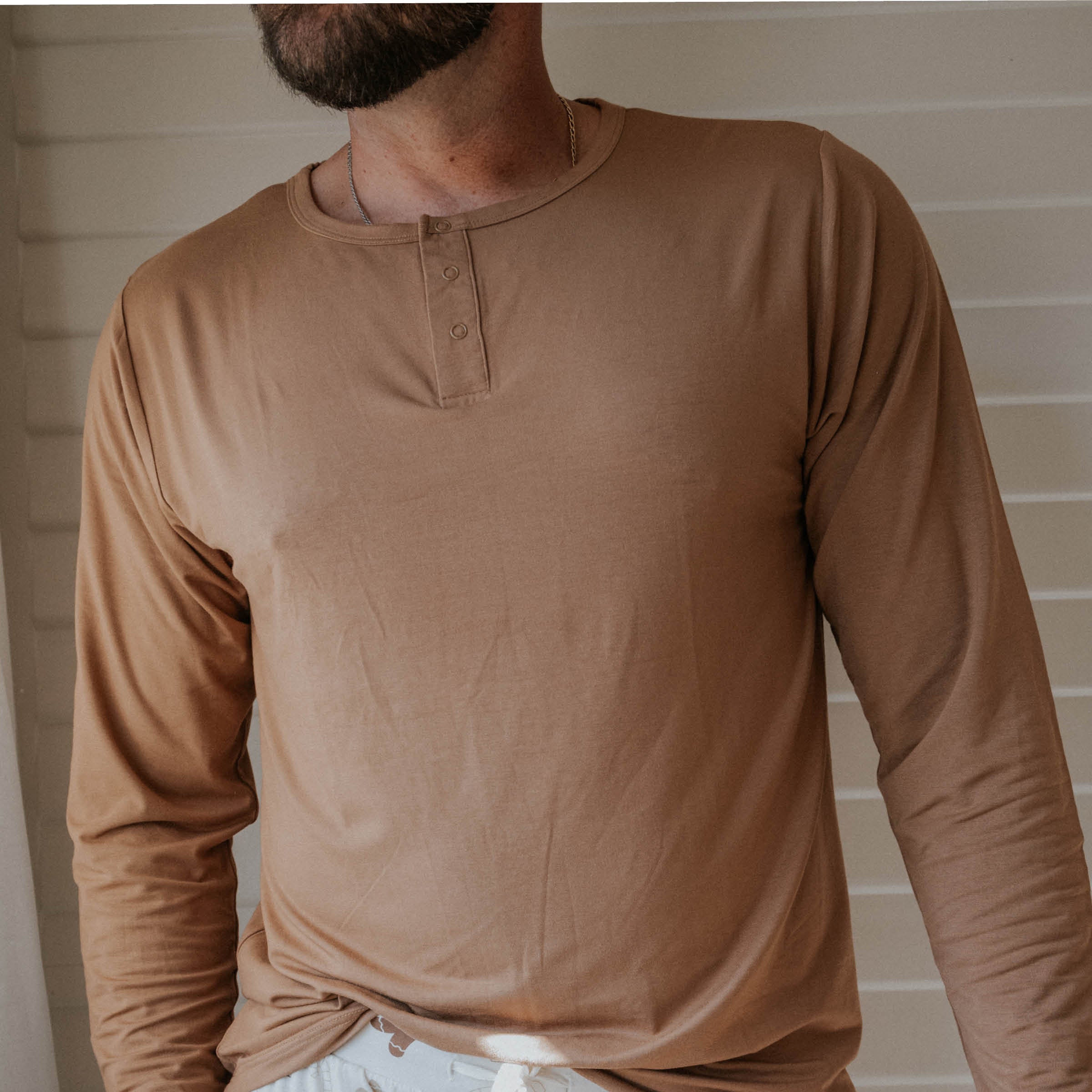 Brown | Everyday Men's Henley