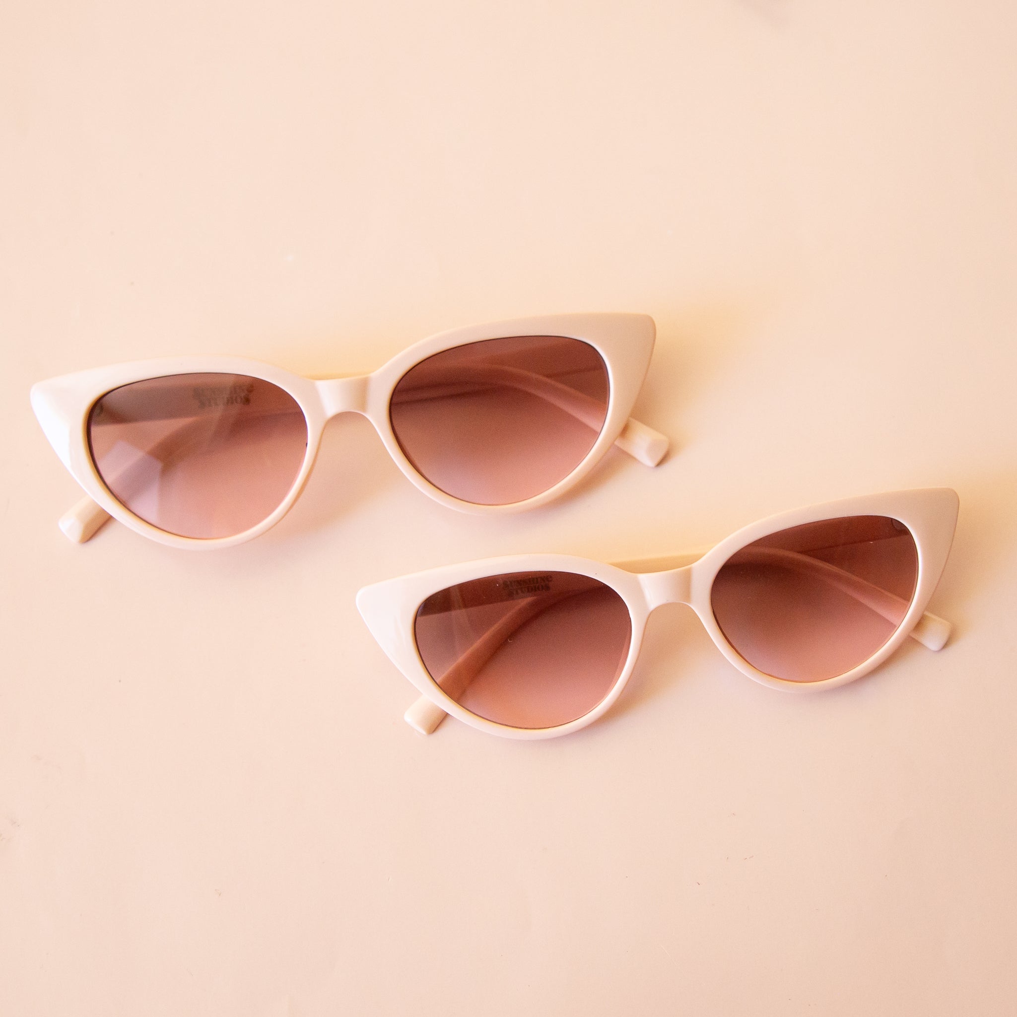 Kids Frenchie Sunglasses | Ivory