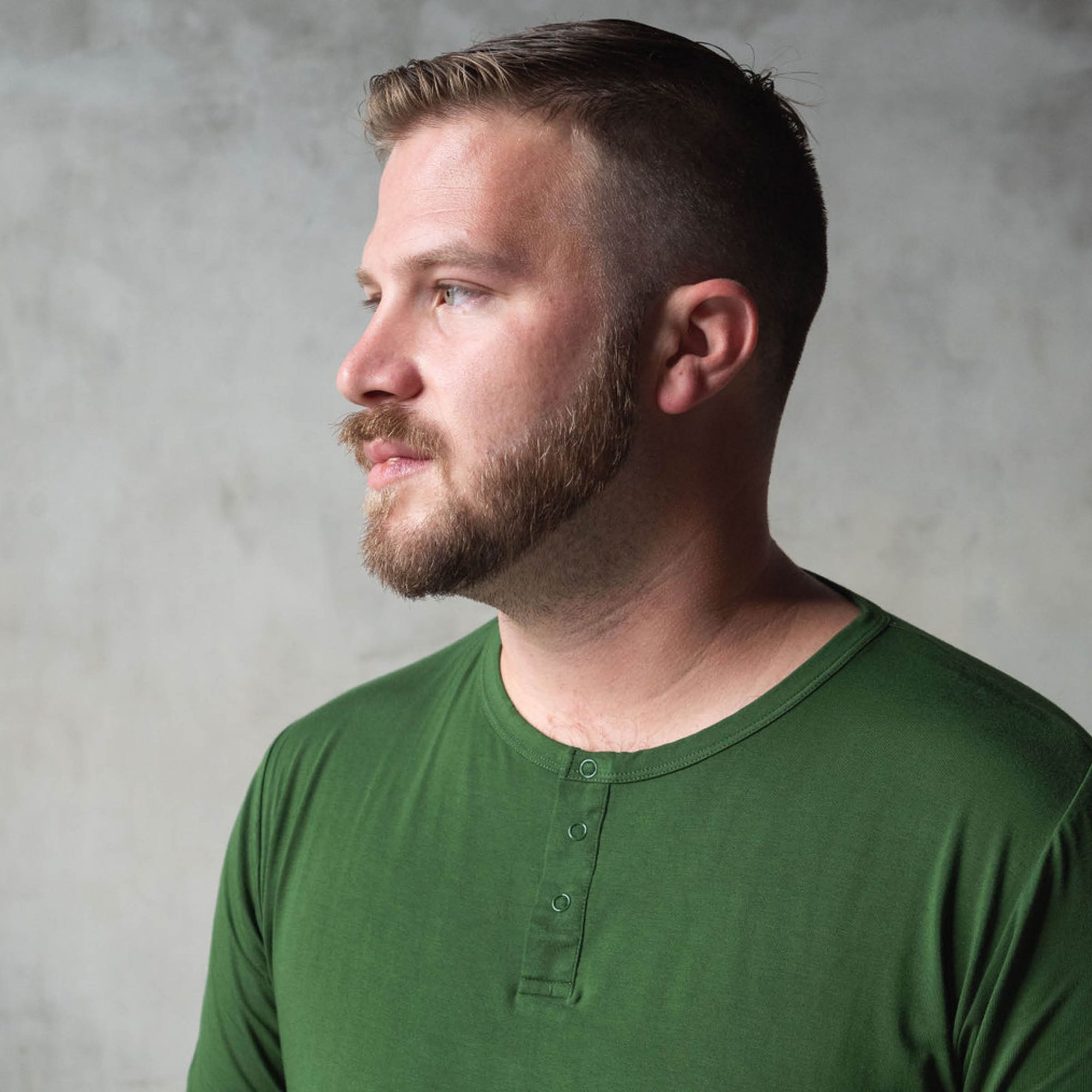 Everyday Men's Henley | Green