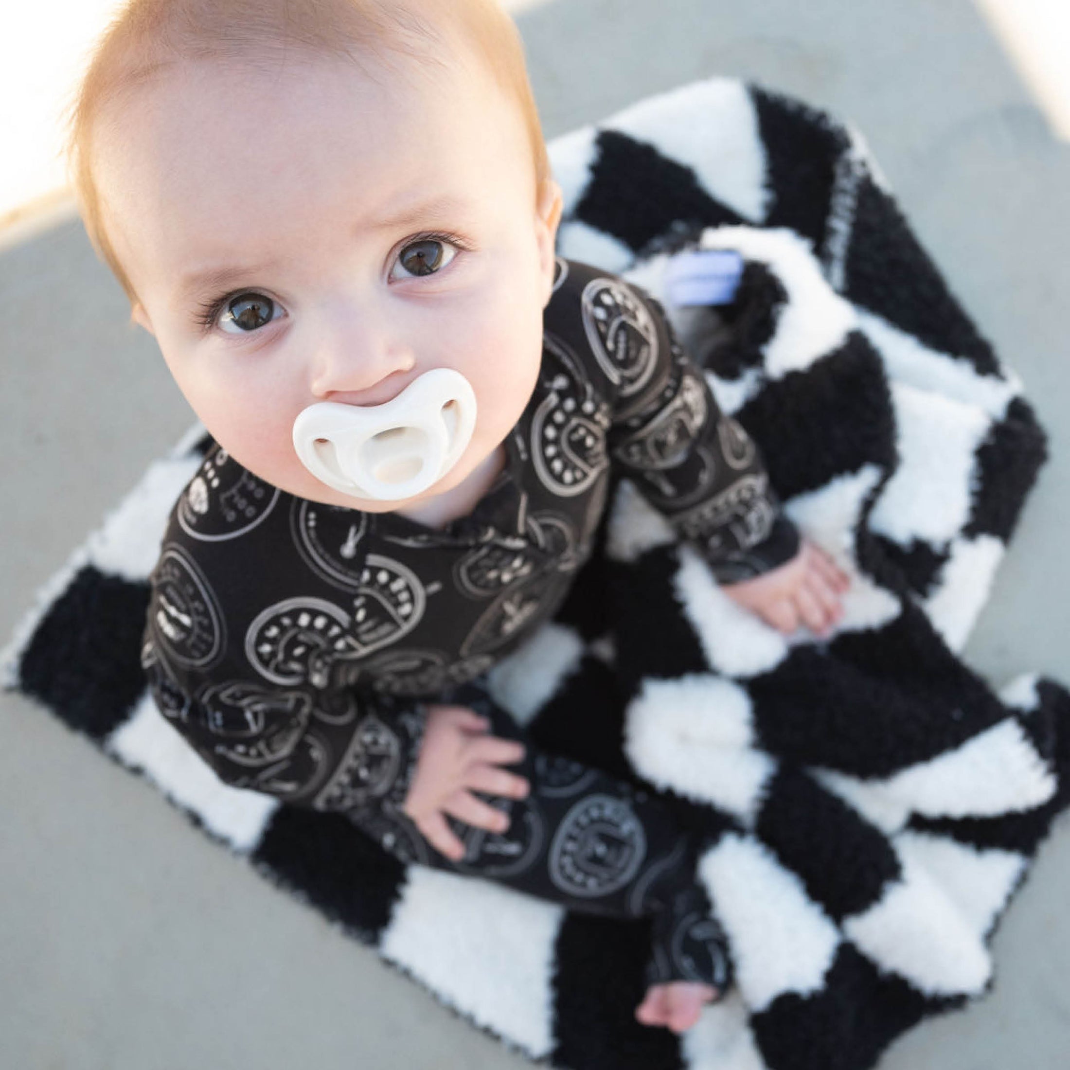 B&W Wavy Checker | XS Plush Blanket