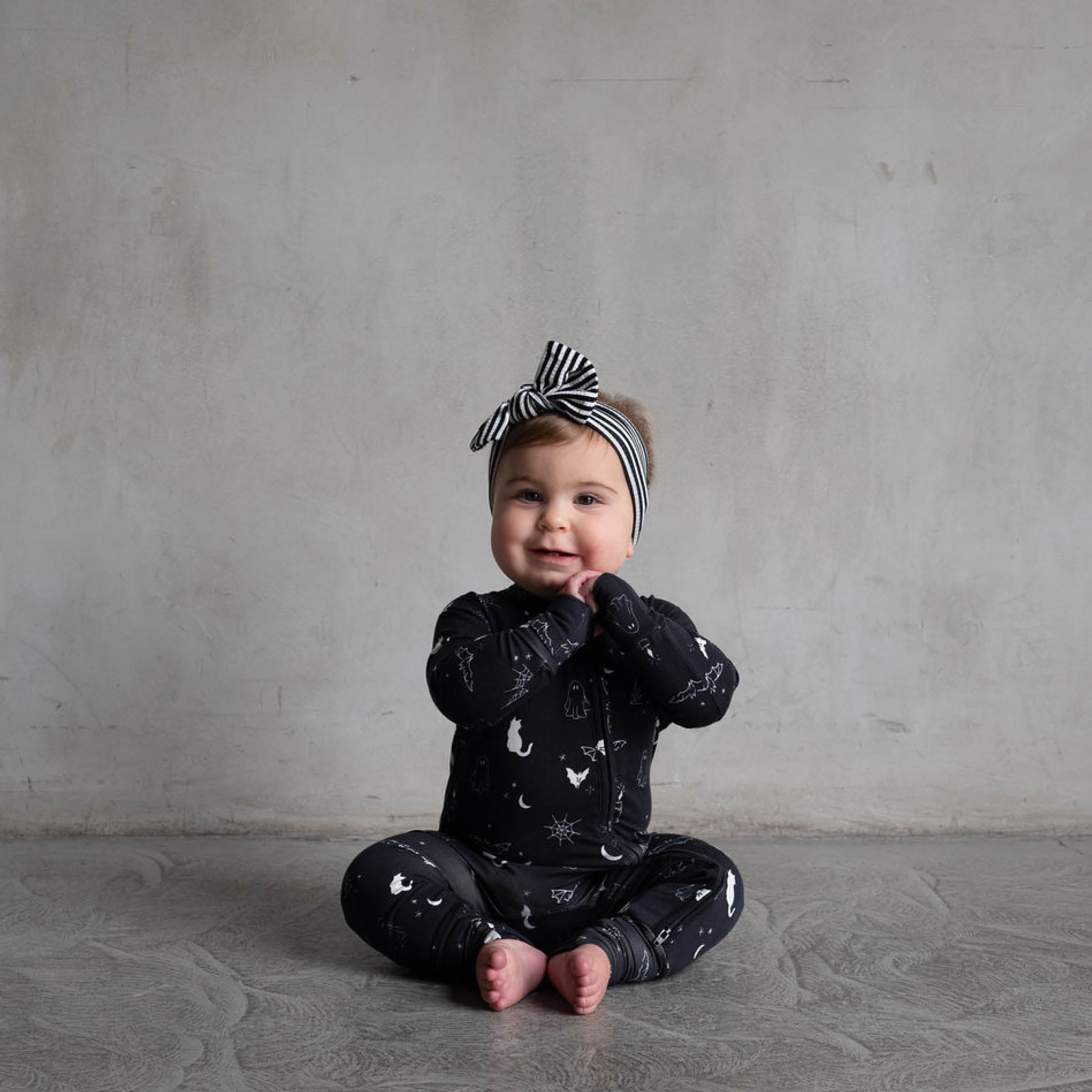 *PRE-ORDER 9/29* Spooky | Bamboo Zip Romper