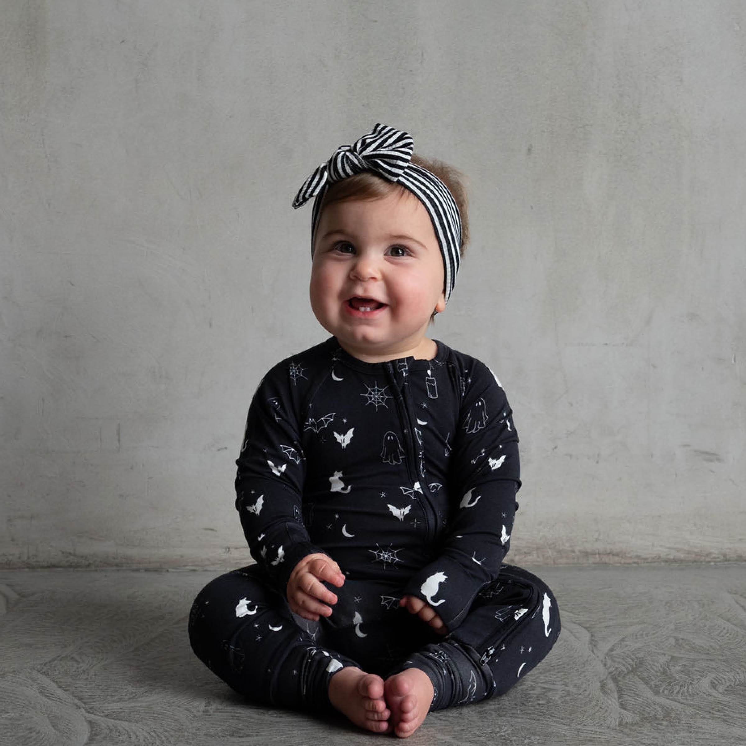 *PRE-ORDER 9/29* Spooky | Bamboo Zip Romper