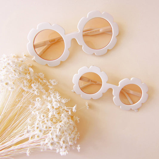 Sunshine Studios - Kids Flower Sunglasses | Ivory